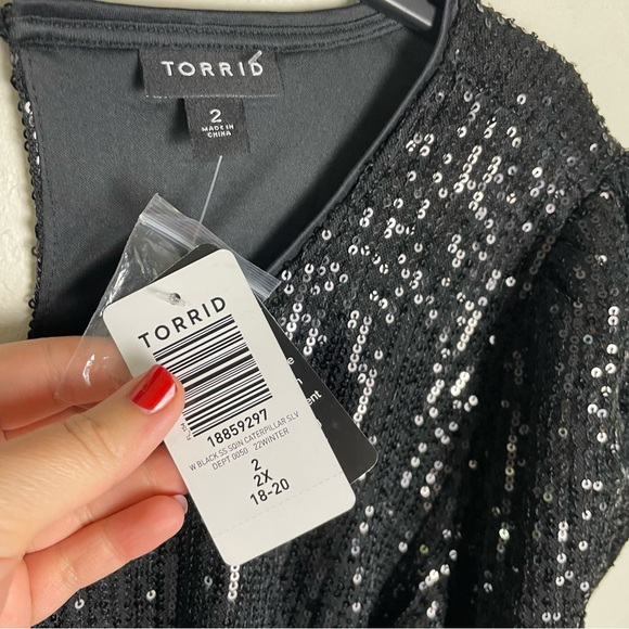 ❌SOLD Torrid Black Sequin Ruched Sleeve Top 2X NWT 18859297 - Picture 5 of 14
